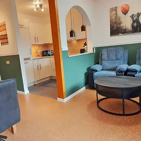 Am Knoten A10 Klima, Grill, Terrasse, Arbeitsbereich Workation Ww-knoten Reiheneckhaus Сasa de vacaciones Greifenstein